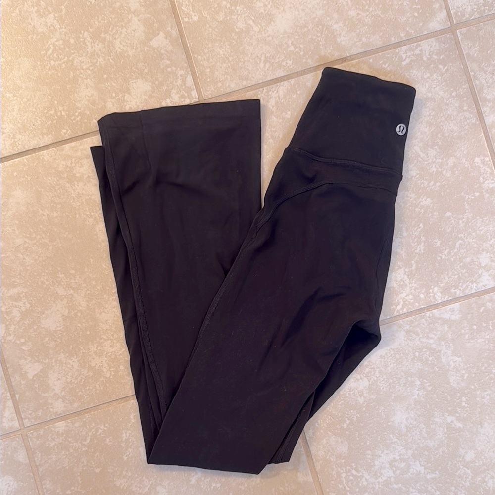 Lululemon Super High Waisted Nulu Flare *short